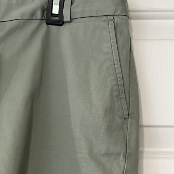 NWT Talbots Women’s Flat Front Shorts - Picture 4 of 10